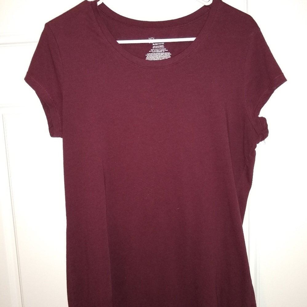 Maroon t-shirt